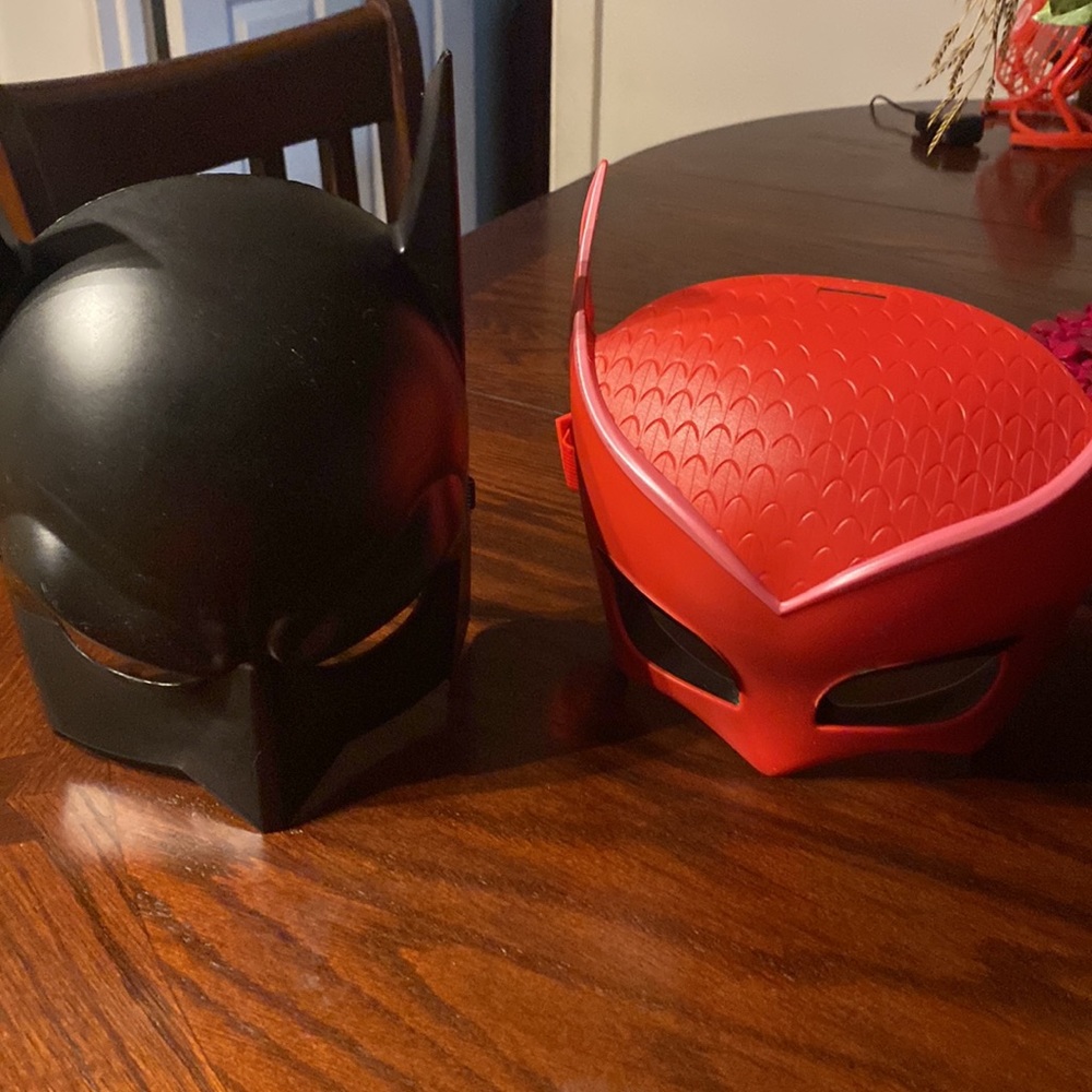 Two mask - Picture 3 of 4